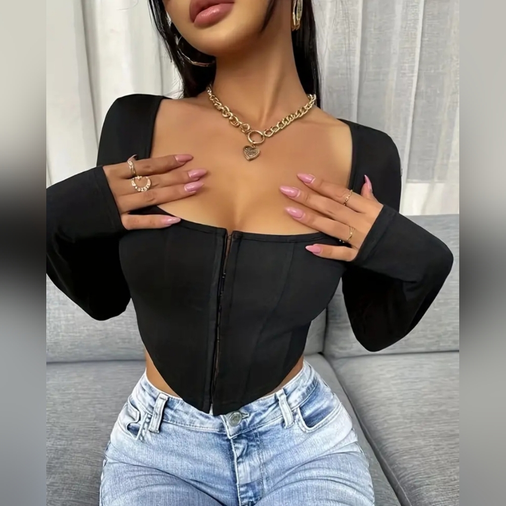 Top Square Neck Hanky Hem T-Shirt